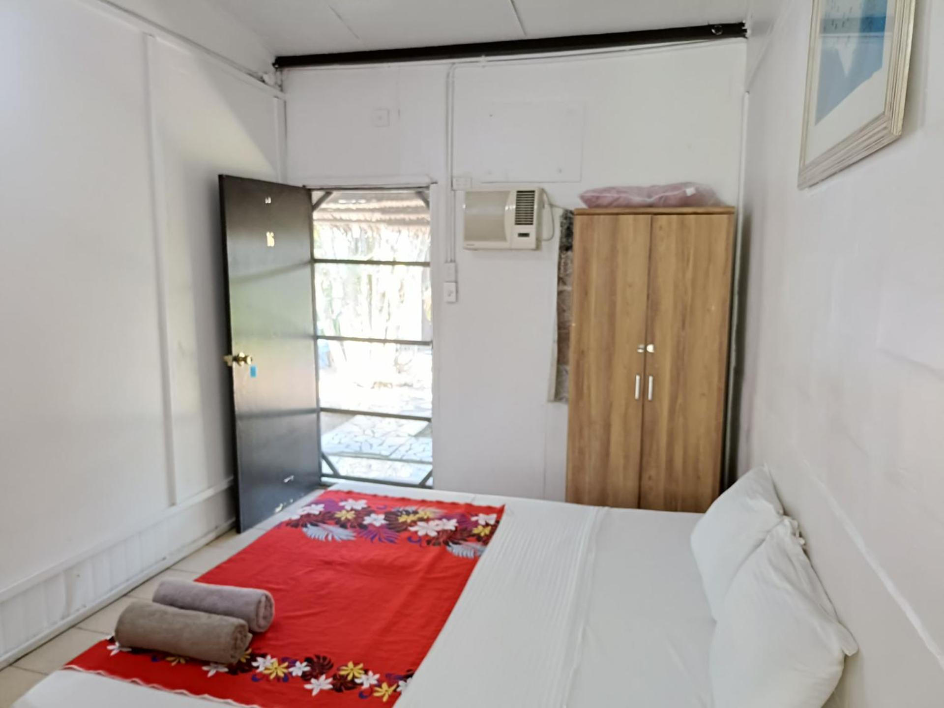 Olivias Accommodation อาเพีย ภายนอก รูปภาพ