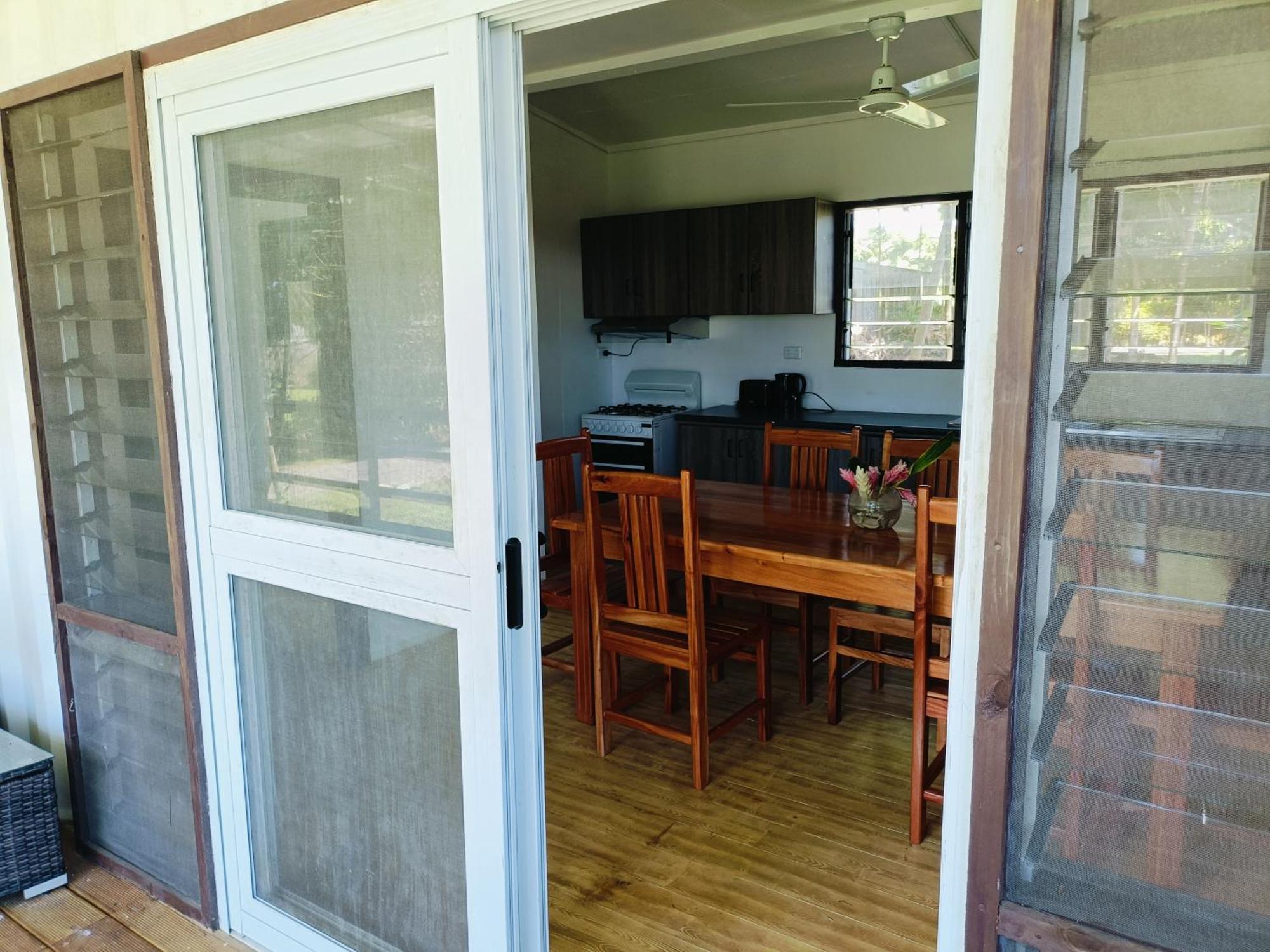 Olivias Accommodation อาเพีย ภายนอก รูปภาพ